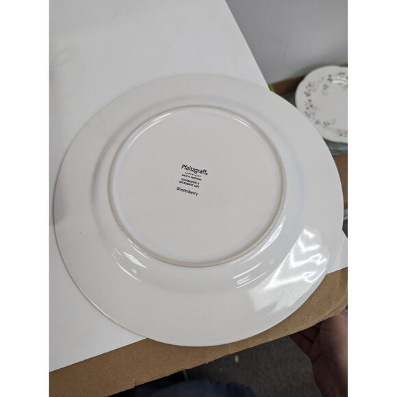 Pfaltzgraff Winterberry Dinner Plates 10 1/2" Set of 3 Made in INDO - Picture 5 of 8